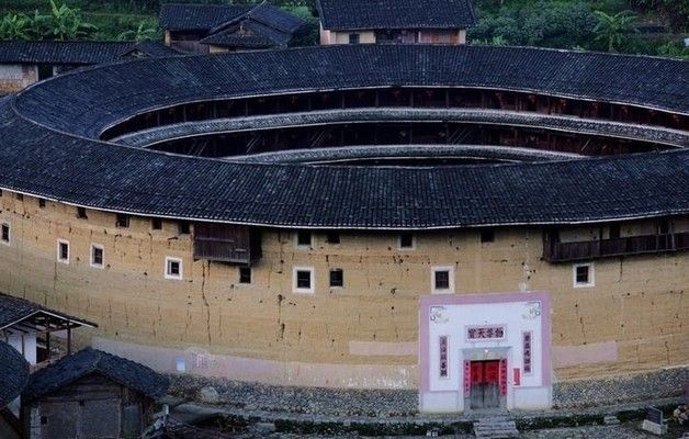 異形建筑設(shè)計說明（功能與實用性方面,異形建筑設(shè)計說明） 全國鋼結(jié)構(gòu)廠 第1張