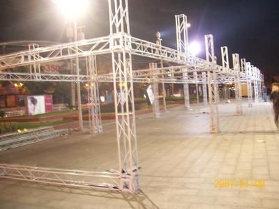 鋁合金桁架搭建圖片(搭建鋁合金桁架的詳細(xì)步驟) 鋼結(jié)構(gòu)門式鋼架施工 第5張 鋁合金桁架搭建圖片(搭建鋁合金桁架的詳細(xì)步驟) 鋼結(jié)構(gòu)門式鋼架施工 第5張