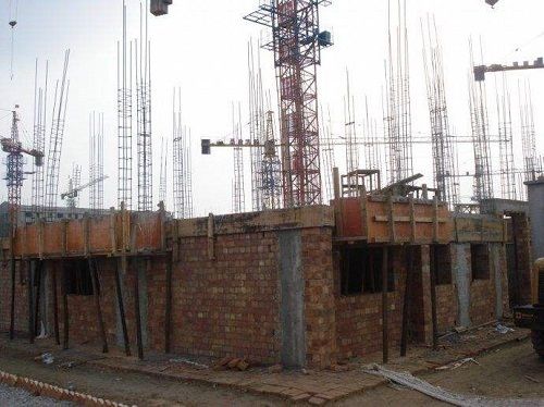 鋼結(jié)構(gòu)別墅與磚混別墅的區(qū)別圖片（鋼結(jié)構(gòu)別墅與磚混別墅有什么區(qū)別？）