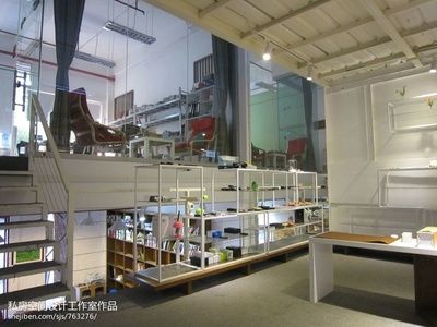 鋼架展柜（智能化鋼架展柜的功能介紹珠寶店展柜定制的流程） 建筑效果圖設(shè)計(jì) 第3張