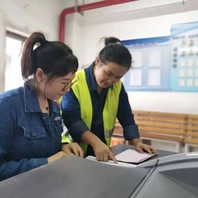 集裝箱裝卸作業(yè)視頻