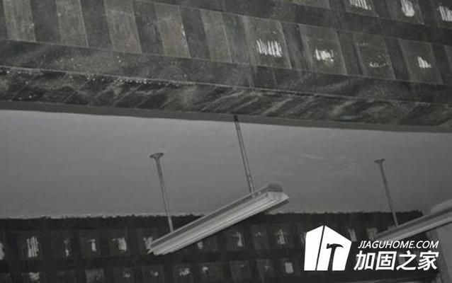 碳纖維加固法與傳統(tǒng)加固方法比較 裝飾工裝施工 第4張