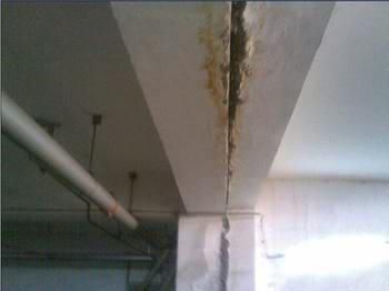 房屋加固后防水措施(房屋建筑防水工程施工技術(shù)措施) 鋼結(jié)構(gòu)玻璃棧道設(shè)計 第4張 房屋加固后防水措施(房屋建筑防水工程施工技術(shù)措施) 鋼結(jié)構(gòu)玻璃棧道設(shè)計 第4張