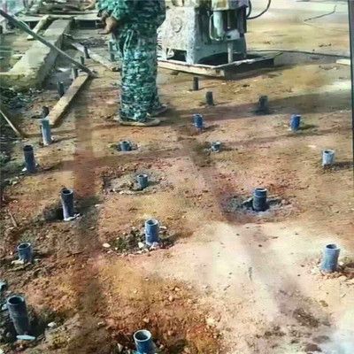 專業(yè)注漿施工隊張連軍