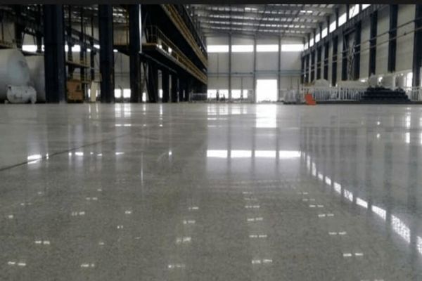 廠房空間規(guī)劃的色彩搭配技巧（廠房辦公室裝修中的色彩運(yùn)用技巧） 裝飾工裝設(shè)計(jì) 第2張