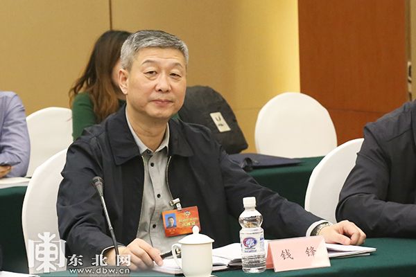 京工建科技集團錢峰(搜索結果中沒有直接提到“京工建科技集團錢峰”的信息) 鋼結構跳臺施工 第4張 京工建科技集團錢峰(搜索結果中沒有直接提到“京工建科技集團錢峰”的信息) 鋼結構跳臺施工 第4張