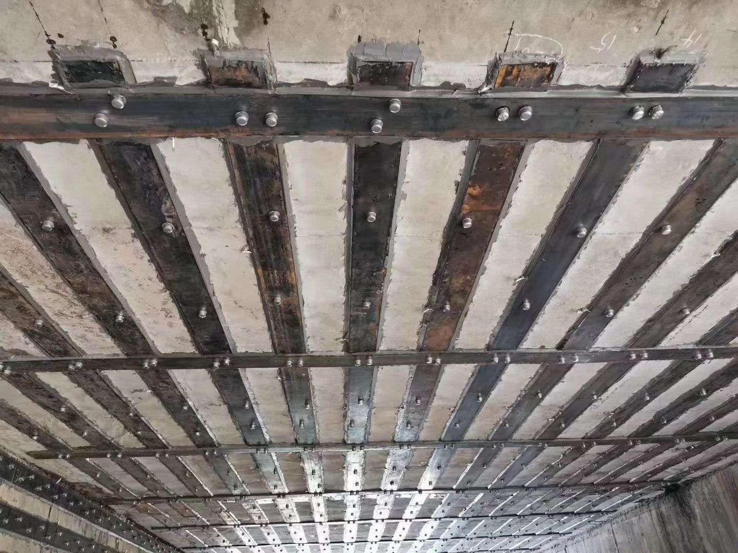 北京空心樓板加固施工隊電話地址查詢（北京樓板加固施工案例分享,北京樓板加固施工隊電話和地址）