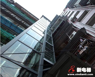 外加鋼結(jié)構(gòu)電梯(外加鋼結(jié)構(gòu)電梯在地震中的表現(xiàn)) 鋼結(jié)構(gòu)跳臺(tái)設(shè)計(jì) 第4張 外加鋼結(jié)構(gòu)電梯(外加鋼結(jié)構(gòu)電梯在地震中的表現(xiàn)) 鋼結(jié)構(gòu)跳臺(tái)設(shè)計(jì) 第4張