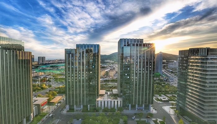 廠房選址的關(guān)鍵考量因素（保健品廠房選址是保健品廠房選址中最關(guān)鍵的因素之一）