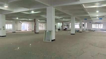 廠房裝修成本控制策略(創(chuàng)意裝修廠房裝修成本與預(yù)算控制廠房裝修多少錢一平方) 鋼結(jié)構(gòu)蹦極施工 第4張 廠房裝修成本控制策略(創(chuàng)意裝修廠房裝修成本與預(yù)算控制廠房裝修多少錢一平方) 鋼結(jié)構(gòu)蹦極施工 第4張