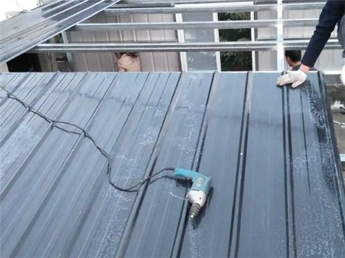 市政道路組織施工方案（如何確保市政道路施工期間交通的順暢和安全？） 北京鋼結(jié)構(gòu)設(shè)計問答