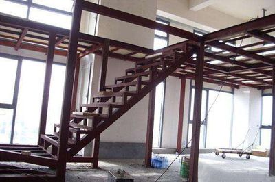 室外鋼結(jié)構(gòu)樓梯多少錢一米(鋼結(jié)構(gòu)樓梯安裝流程詳解室外樓梯防銹處理方法) 結(jié)構(gòu)電力行業(yè)施工 第3張 室外鋼結(jié)構(gòu)樓梯多少錢一米(鋼結(jié)構(gòu)樓梯安裝流程詳解室外樓梯防銹處理方法) 結(jié)構(gòu)電力行業(yè)施工 第3張