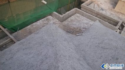 屋面加固方法有哪幾種圖片(屋面加固技術(shù)詳解碳纖維加固與傳統(tǒng)方法比較) 鋼結(jié)構(gòu)鋼結(jié)構(gòu)停車場(chǎng)施工 第3張 屋面加固方法有哪幾種圖片(屋面加固技術(shù)詳解碳纖維加固與傳統(tǒng)方法比較) 鋼結(jié)構(gòu)鋼結(jié)構(gòu)停車場(chǎng)施工 第3張