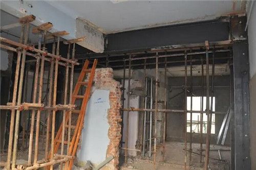 承重墻拆了用型鋼加固(型鋼加固承重墻拆除后的加固) 鋼結(jié)構(gòu)異形設(shè)計(jì) 第2張 承重墻拆了用型鋼加固(型鋼加固承重墻拆除后的加固) 鋼結(jié)構(gòu)異形設(shè)計(jì) 第2張