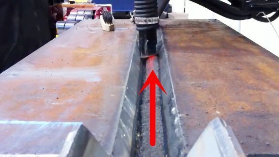 厚鋼板焊接搭接視頻教程（wen.baidu.com2022-093鍍鋅止水鋼板焊接方法）