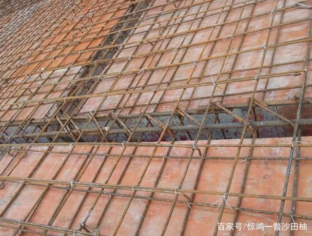 樓板下加梁怎么澆筑混凝土(樓板下加梁施工安全措施) 結(jié)構(gòu)框架施工 第5張 樓板下加梁怎么澆筑混凝土(樓板下加梁施工安全措施) 結(jié)構(gòu)框架施工 第5張