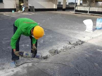 市政道路施工警示標志是什么（如何正確理解和遵守市政道路施工的警示標志指示？） 北京鋼結(jié)構(gòu)設(shè)計問答