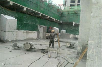 樓板拆除價格標(biāo)準(zhǔn)是多少（鋼筋混凝土樓板拆除價格）