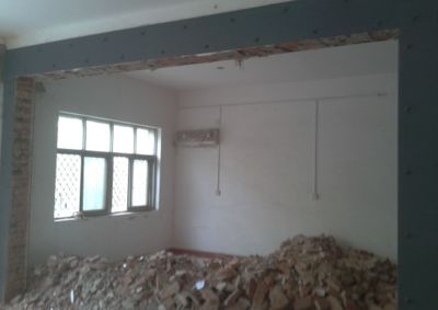 承重墻拆了用槽鋼加固安全嗎有影響嗎(槽鋼加固與鋼筋混凝土加固對(duì)房屋價(jià)值的影響是什么) 結(jié)構(gòu)橋梁鋼結(jié)構(gòu)施工 第4張 承重墻拆了用槽鋼加固安全嗎有影響嗎(槽鋼加固與鋼筋混凝土加固對(duì)房屋價(jià)值的影響是什么) 結(jié)構(gòu)橋梁鋼結(jié)構(gòu)施工 第4張