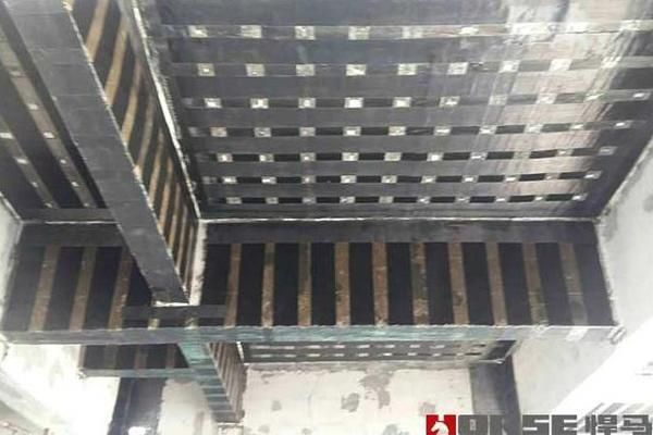 碳纖維加固適用場(chǎng)景(碳纖維加固在古建筑中的應(yīng)用) 北京加固施工 第3張 碳纖維加固適用場(chǎng)景(碳纖維加固在古建筑中的應(yīng)用) 北京加固施工 第3張