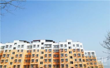 詳細(xì)閱讀:房屋改建手續(xù)流程及費(fèi)用(農(nóng)村房屋改建設(shè)計(jì)費(fèi)用預(yù)算農(nóng)村房屋改建政策解讀) 房屋改建手續(xù)流程及費(fèi)用(農(nóng)村房屋改建設(shè)計(jì)費(fèi)用預(yù)算農(nóng)村房屋改建政策解讀)