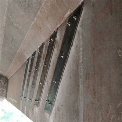 粘貼鋼板加固后的維護(hù)措施（粘貼鋼板加固后定期檢查的要點(diǎn)是什么？） 鋼結(jié)構(gòu)跳臺(tái)施工 第4張