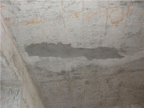 裝修拆樓板影響結(jié)構(gòu)安全嗎（裝修過程中拆樓板會對結(jié)構(gòu)安全產(chǎn)生顯著影響）