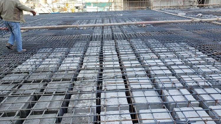 空心樓板施工工藝流程視頻（空心樓板施工安全注意事項(xiàng)，） 結(jié)構(gòu)地下室施工 第1張