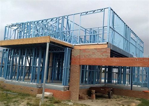 重輕鋼建房多少錢(qián)一平米（輕鋼別墅成本一般在多少？） 裝飾工裝施工 第1張