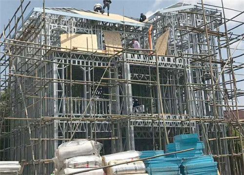 重輕鋼建房多少錢(qián)一平米（輕鋼別墅成本一般在多少？） 裝飾工裝施工 第3張