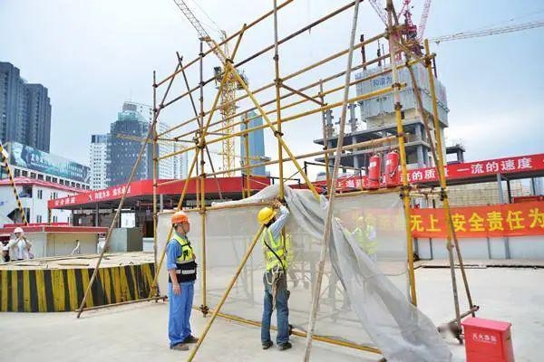 特殊環(huán)境下施工安全防護(hù)措施