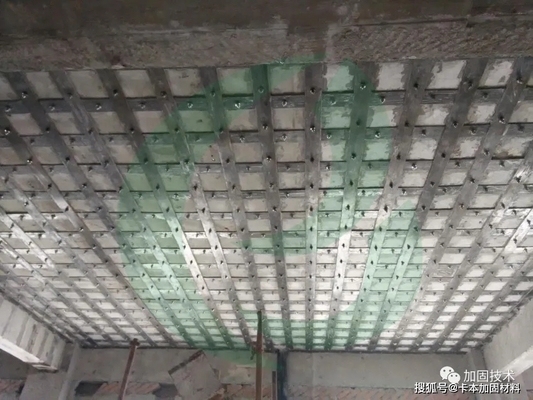 粘鋼加固房在極端天氣下的表現(xiàn)，粘鋼加固房于極端天氣中的抗壓表現(xiàn)探