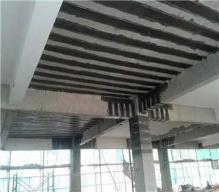 碳纖維加固在橋梁修復(fù)中的應(yīng)用案例，碳纖維加固技術(shù)助力橋梁修復(fù)，[具體案例名稱(chēng)]應(yīng)用實(shí)例剖析 行業(yè)新聞 第3張