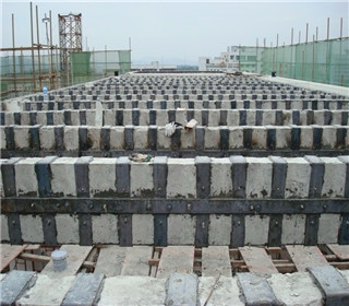 粘鋼加固施工前材料質(zhì)量檢測標(biāo)準(zhǔn)，鋼加固施工，材料質(zhì)量檢測的嚴(yán)格