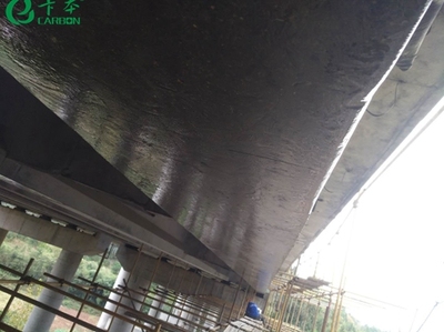 碳纖維加固在橋梁修復中的應用，碳纖維加固技術(shù)，橋梁修復的有力