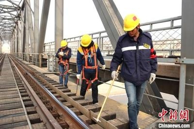 螺栓松動對鐵路橋梁的影響，螺栓松動，鐵路橋梁安全的隱形殺手 行業(yè)新聞 第6張