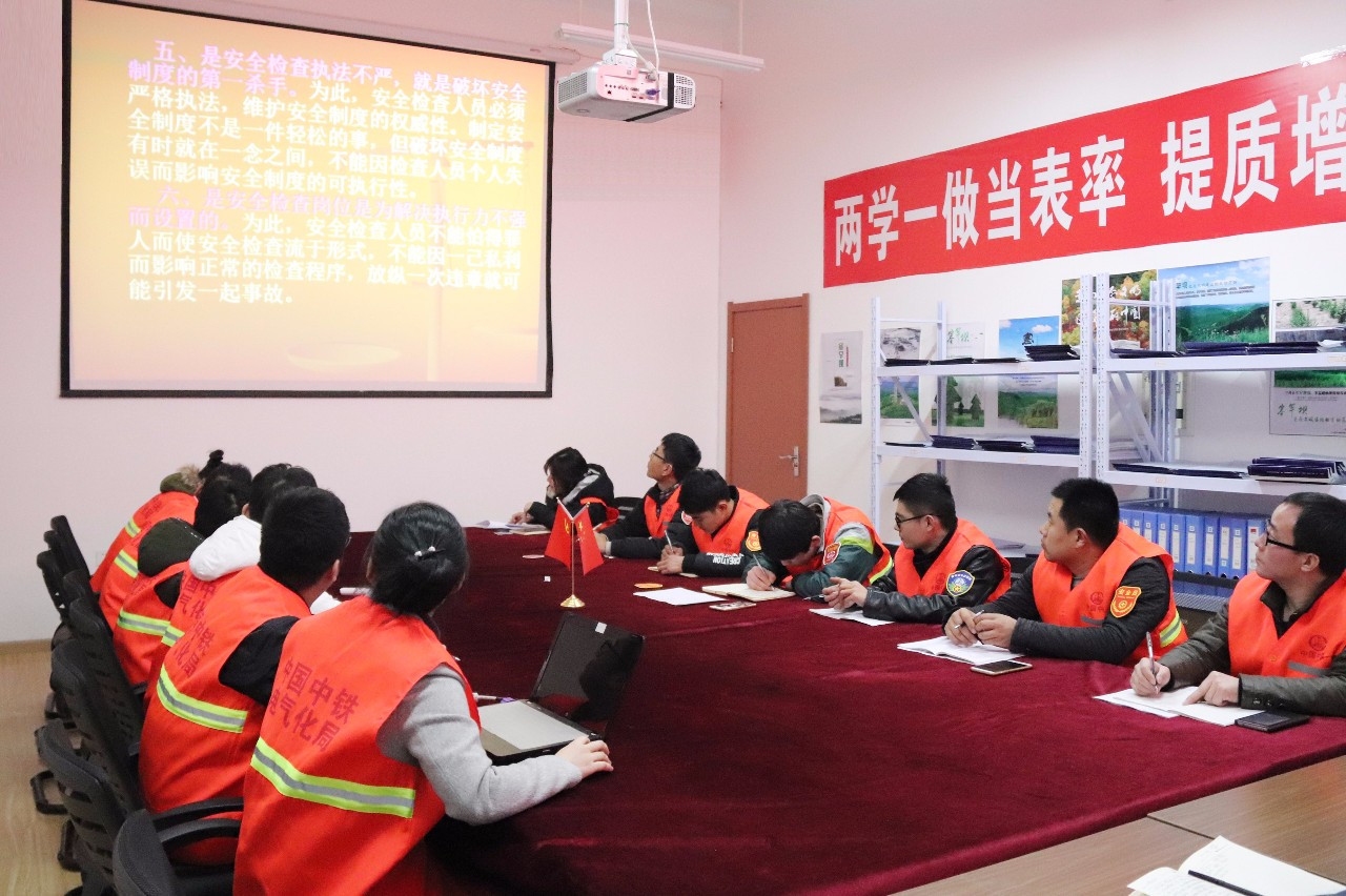 施工人員安全培訓(xùn)的重要性，施工人員安全培訓(xùn)，保障生命安全與工程質(zhì)量的基石 行業(yè)新聞 第3張