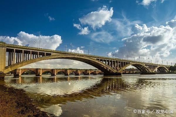 碳纖維板老化表現(xiàn)特征，碳纖維板老化表現(xiàn)特征及其影響分析，碳纖維板老化表現(xiàn)特征及其影響分析 行業(yè)新聞 第3張