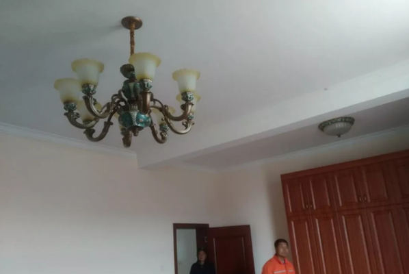 碳纖維布加固建筑的案例分析，碳纖維布在建筑加固工程中的應(yīng)用案例分析 行業(yè)新聞 第3張