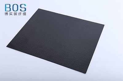 碳纖維板應(yīng)用領(lǐng)域介紹，碳纖維板在各行業(yè)的應(yīng)用領(lǐng)域及優(yōu)勢(shì)解析 行業(yè)新聞 第5張