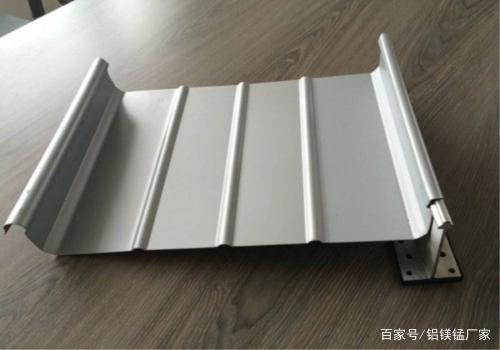 鋁鎂錳板在高層建筑中的應(yīng)用，鋁鎂錳板在高層建筑中的優(yōu)勢(shì)與應(yīng)用分析 行業(yè)新聞 第2張