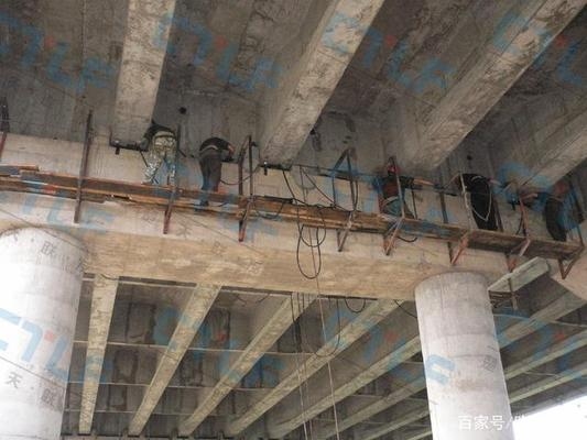 橋梁加固鋼板粘貼后的維護(hù)周期和方法，橋梁加固鋼板粘貼后的科學(xué)維護(hù)周期與