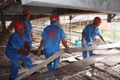 橋梁加固施工中的安全控制要點(diǎn)，幾種不同風(fēng)格的標(biāo)題供你參考，你可以根據(jù)具體使用場(chǎng)景進(jìn)行選擇，，聚焦橋梁加固施工，安全控制關(guān)鍵要點(diǎn)解析，橋梁加固施工時(shí)，這些安全控制要點(diǎn)不可忽視！，筑牢橋梁安全防線(xiàn)，加固施工 行業(yè)新聞 第4張