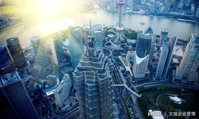 如何避免建筑資質(zhì)升級(jí)誤區(qū)，幾種不同風(fēng)格的標(biāo)題供你參考，你可以根據(jù)具體使用場(chǎng)景進(jìn)行選擇，，精準(zhǔn)避坑！解鎖建筑資質(zhì)升級(jí)的正確路徑，警惕！這些建筑資質(zhì)升級(jí)誤區(qū)千萬別踩，建筑資質(zhì)升級(jí)攻略，巧妙規(guī)避常見誤區(qū) 行業(yè)新聞 第1張