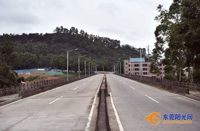 橋梁加固后的交通流量變化預測，幾種不同風格的標題供你參考，你可以根據具體需求進行選擇，，正式嚴謹風，橋梁加固工程實施后交通流量動態(tài)變化預測分析，突出重點風，聚焦橋梁加固，交通流量變化精準預測，實用導向風，精準預判！橋梁加固后的交通流量走向 行業(yè)新聞 第5張