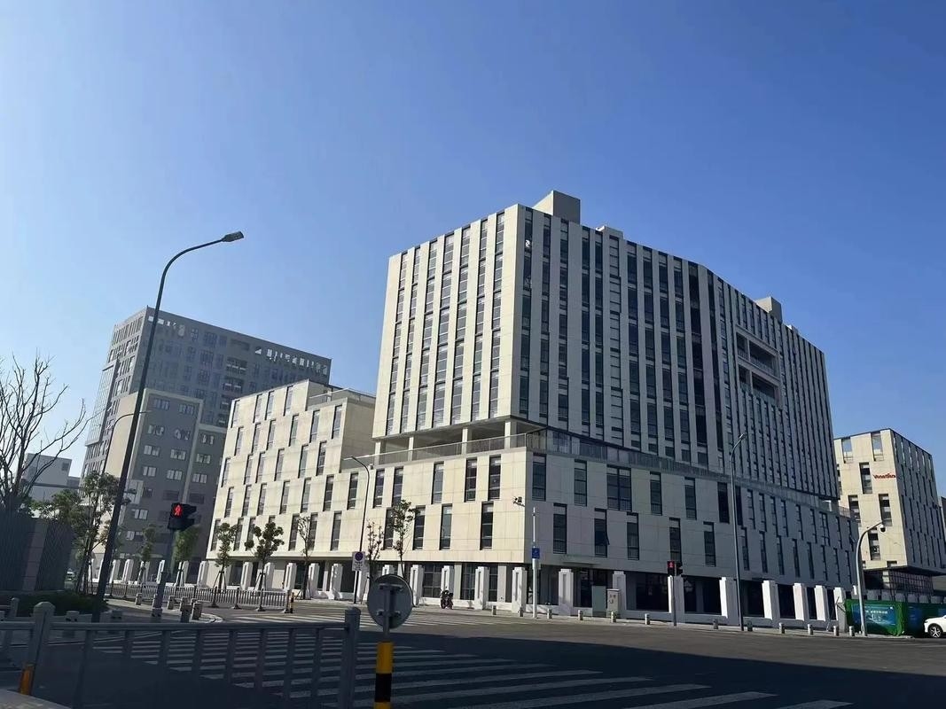 云龍鋼結(jié)構(gòu)董事長簡歷（云龍鋼結(jié)構(gòu)的法人代表是誰？） 行業(yè)新聞 第1張